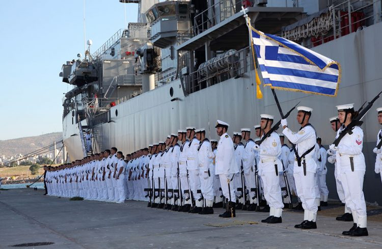 ναυτικο.jpg