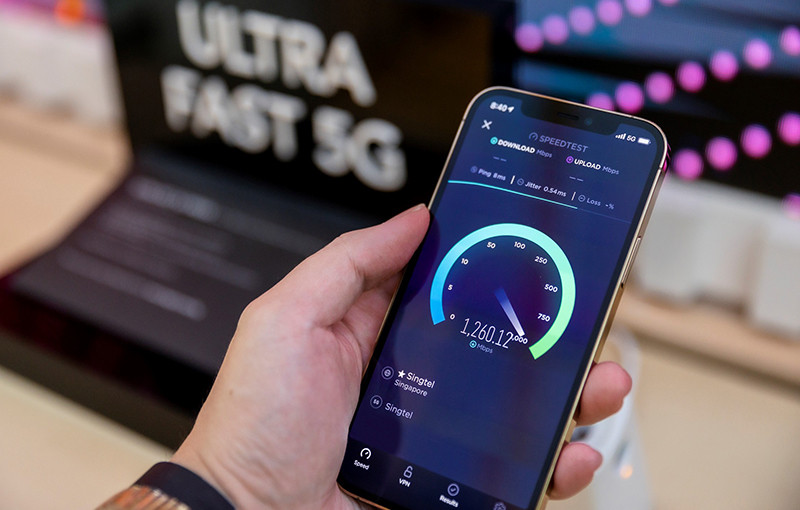 -speeds-of-over-1_2Gbps-on-the-iPhone-12-Pro.jpg