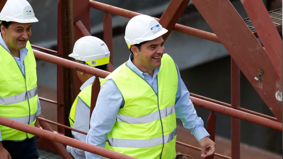 Περιοδεία Τσίπρα στα έργα του Μετρό: Θυμήθηκα ότι είμαι μηχανικός Περιοδεία Τσίπρα στα έργα του Μετρό: Θυμήθηκα ότι είμαι μηχανικός